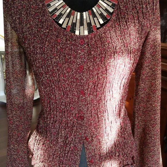 Beautiful (Sheer) Floral Top - Picture 8 of 8